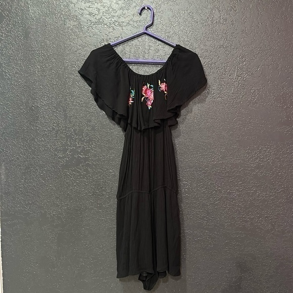 Japna Dresses & Skirts - JAPNA Women’s Black Floral Embroidered Mini Dress Size L